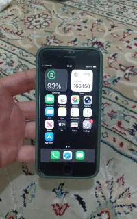 آیفون se2020