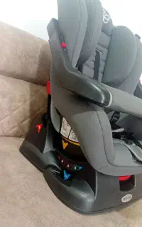 صندلی ماشین