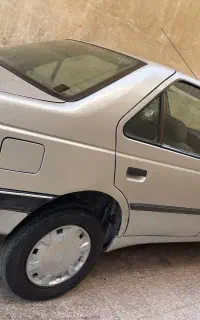 پژو 405