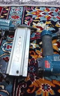 میخ ومنگنه کوب
