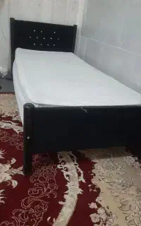 تخت یک نفره چوبی فلزی