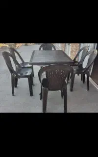 صندلی اجاره ای افرا