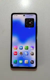 پوکو F5