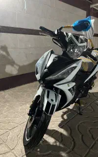 لاکی ۱۸۵