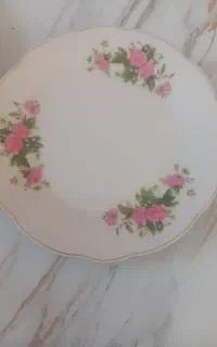 فروش ظروف گل قرمز