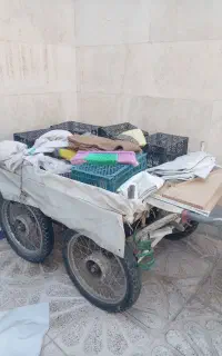 فروش گاری با چهار چرخ موتوری سالم بدون پوسیدگی