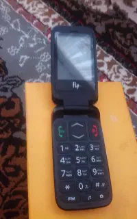 گوشی اکبند