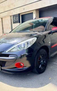 پژو 207mc اتومات تحویل۱۴۰۲ بالوازم درحدصفربدون رنگ