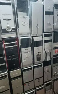 کیس و مانیتور خراب و قدیمی....