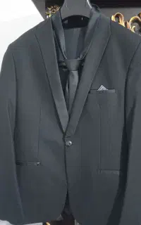 تک کت مجلسی و جلیقه و کراوات مشکی سایز XL یا 42