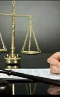 وکیل پایه یک دادگستری  با 20 سال سابقه