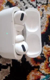 ایرپاد و ساعت با هم
