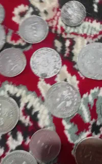سکه های یک ریالی دو ریالی