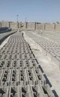 کارگر سنگ‌بلوک‌زن