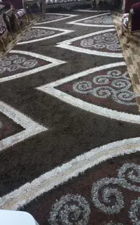 یک  عدد فرش  ۹ متری
