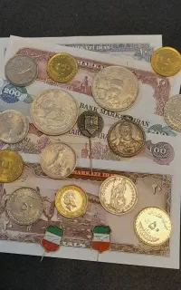 خریدار و فروشنده سکه و اسکناس پول کلکسیونی