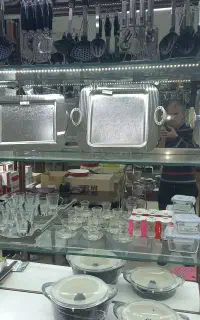 ظروف و لوازم آشپزخانه