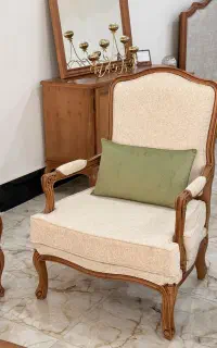 استخدام فروشنده خانم مبلمان