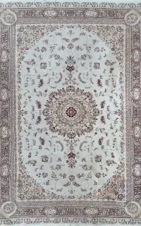 فرش زمینه کرم نه و شش متری