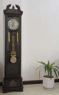 ساعت ایستاده