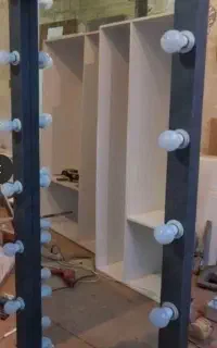 آینه چراغدار ۴ عددی