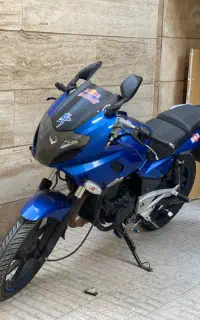 موتور پالس ۲۲۰ سرحال