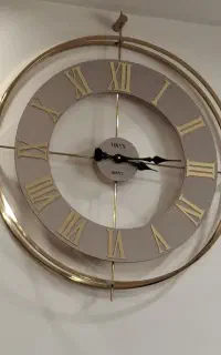 ساعت دیواری