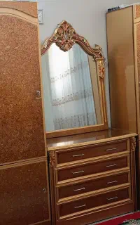 تخت-پاتختی-کمد-آینه-دراور