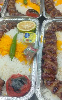یک خانم جهت بسته بندی و یک تراکت پخش کن نیازمندیم