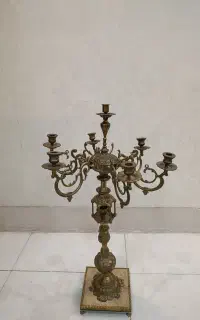 شمع دان بلند ( جا شمعی پایه دار ) برنزی قدیمی