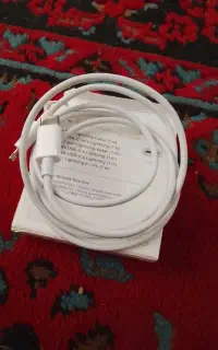 شارژر آیفون اصلی
