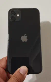 گوشی ایفون 11 نرمال
