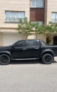 کی ام سی مدل ۱۴۰۲