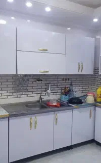 لوله کشی آب و فاضلاب و اجرای رنگ درب و پنجره