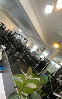 نیازمند به مربی خانم