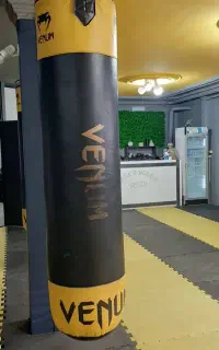 کیسه بوکس ۱۸۰