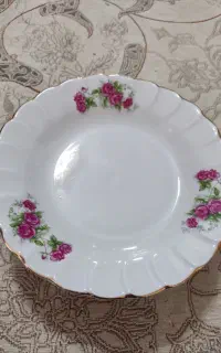 فروش ظروف گل سرخ دستی فقط 500 تومن