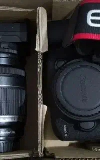 دوربین کنون