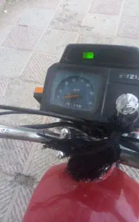 سوزوکی Ax100