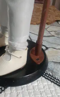 یک عروسک سرامیکی