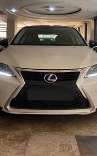 لکسوس CT200H