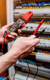 سیم پیچ و تعمیر کار برق الکترونیک