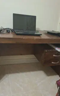 میز تحریر درحدنو