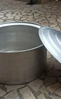 دیگ بزرگ