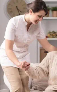 نگهداری از سالمند