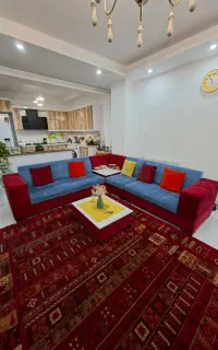 مبل ال ۶ نفره + میز کنجی و جلو مبلی