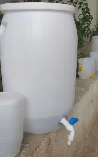 دبه شیر دار