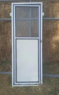 درب حمام سرویس