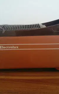 جاروبرقی الکترولوکس