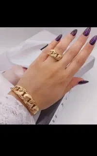 مدل برای مدلینگ طلا و جواهر